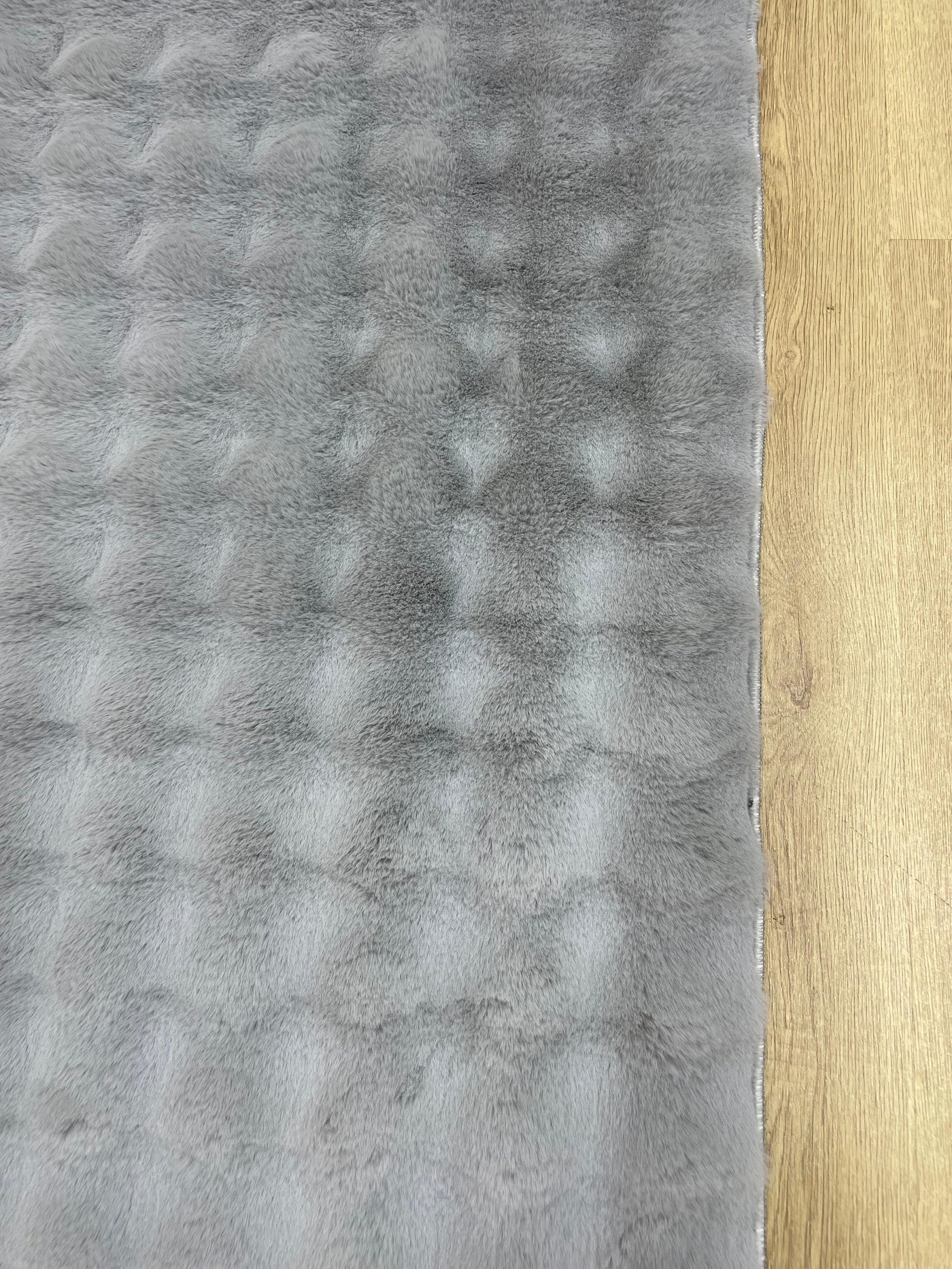 Gri Bubble Tavşan Serisi  Peluş Halı