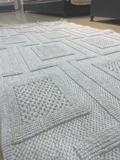 Bravvo BR008 Geometrik Krem Dekoratif Halı ✂️