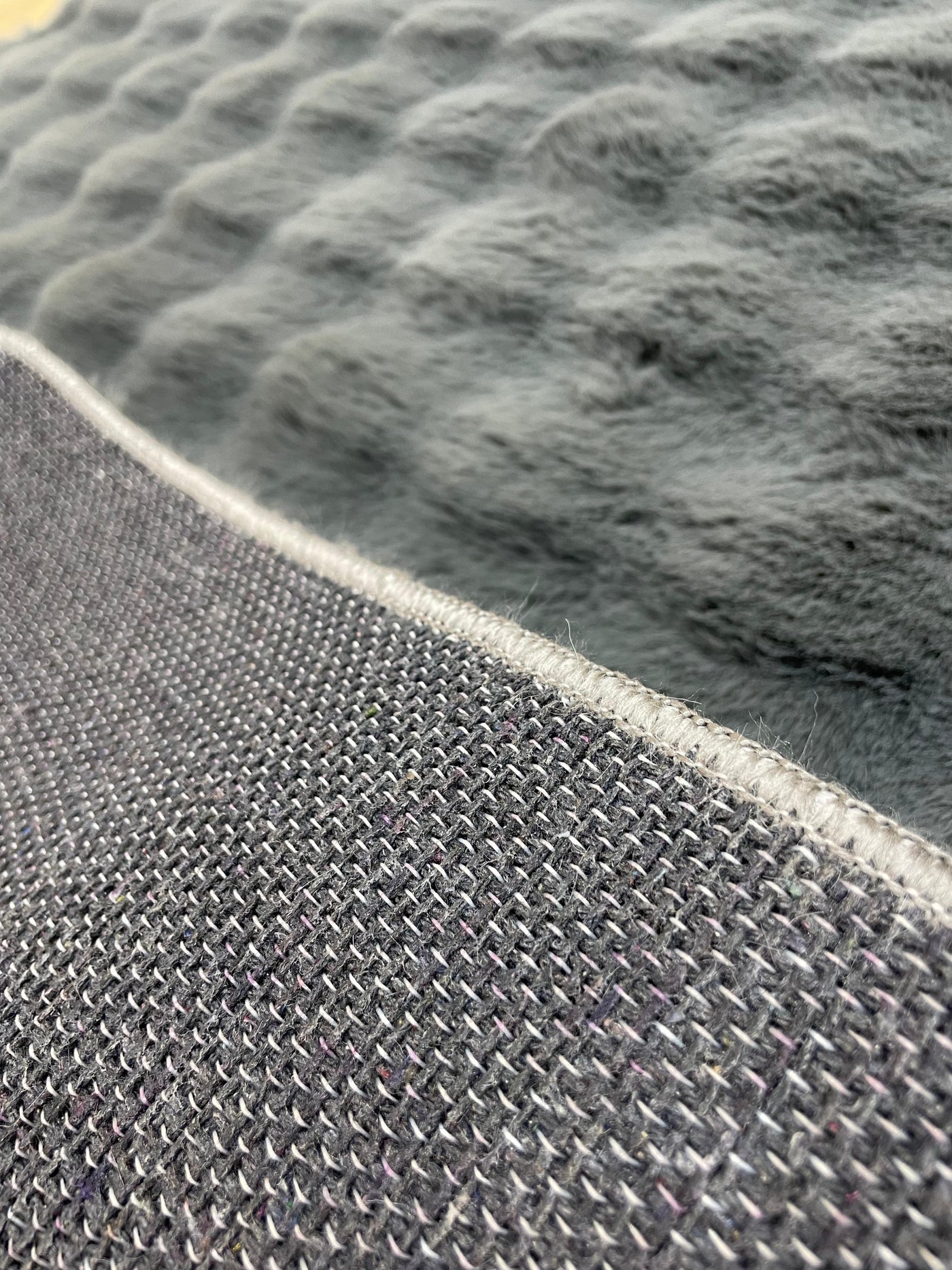 Antrasit Bubble Tavşan Serisi  Peluş Halı