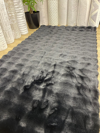 Siyah Bubble Tavşan Serisi Peluş Halı