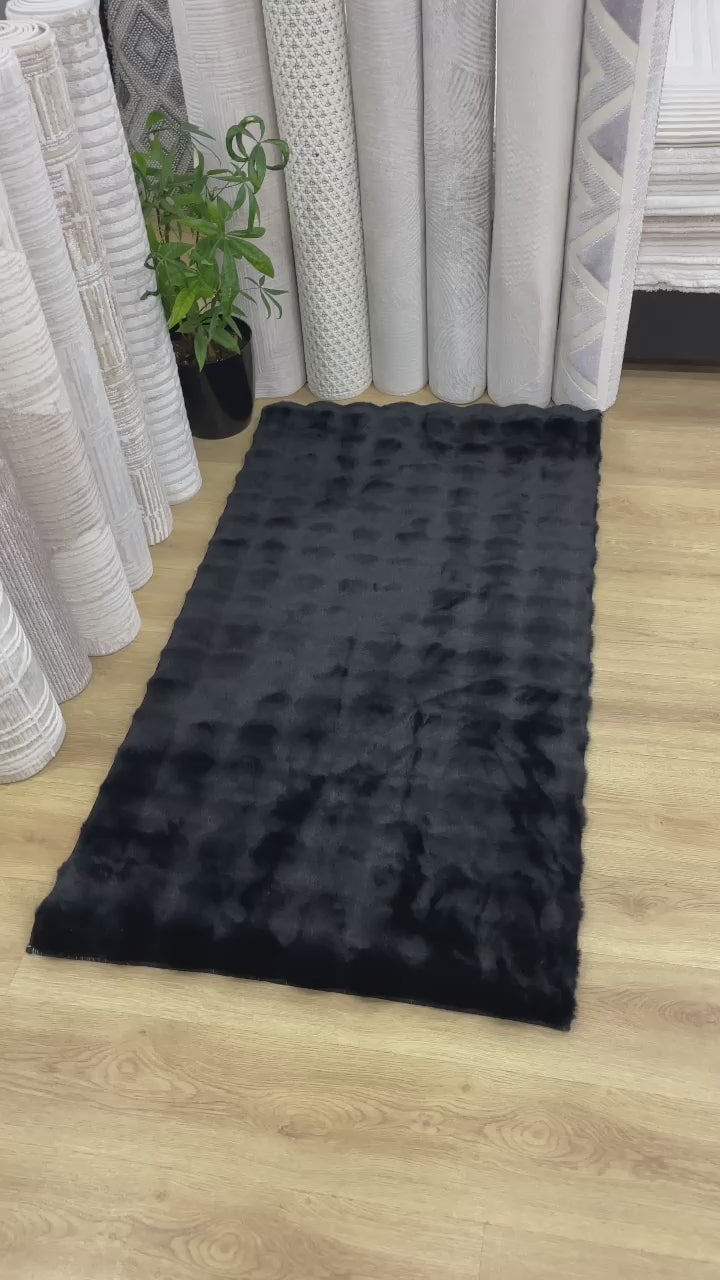 Siyah Bubble Tavşan Serisi Peluş Halı